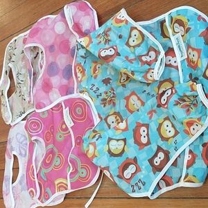 Bumkins bib bundle (a lot of 5 items).